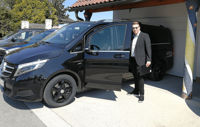 Krankentransport Fahrzeug